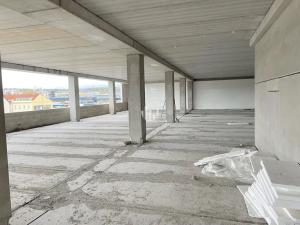 Pronájem kanceláře, Praha - Vysočany, Poděbradská, 1542 m2