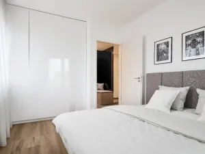Prodej bytu 3+kk, Praha - Horní Měcholupy, Milánská, 68 m2