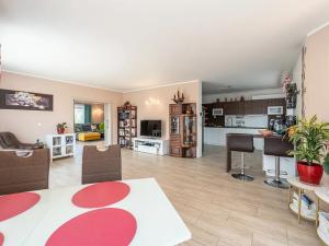 Prodej rodinného domu, Chýně, Ke Skále, 220 m2