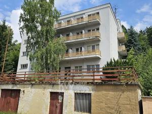 Prodej činžovního domu, Mariánské Lázně, Zeyerova, 2000 m2