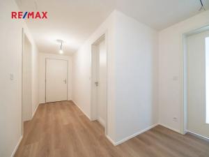 Prodej bytu 3+kk, Praha - Hrdlořezy, Českobrodská, 87 m2