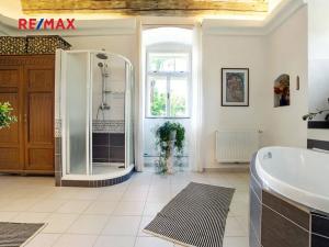 Prodej rodinného domu, Včelákov, 358 m2