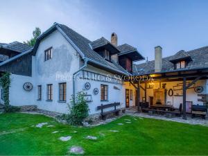 Prodej apartmánu, Dalečín, 536 m2