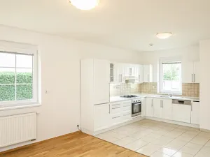 Pronájem rodinného domu, Průhonice, 400 m2