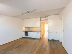 Pronájem bytu 3+kk, Praha - Bubeneč, Sochařská, 75 m2