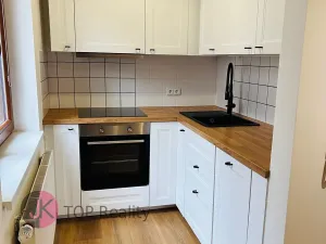 Pronájem bytu 1+1, Praha - Žižkov, Husitská, 34 m2