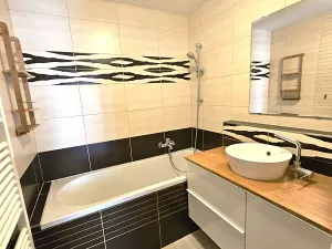 Pronájem bytu 3+1, Praha - Vršovice, Rostovská, 75 m2