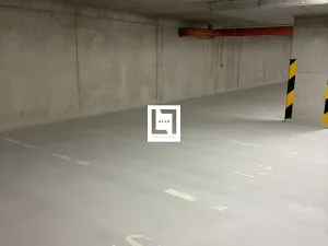 Pronájem garážového stání, Olomouc, Aloise Rašína, 15 m2