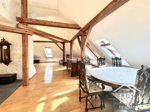 Pronájem kanceláře, Praha - Holešovice, Dukelských hrdinů, 176 m2