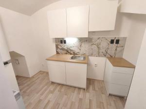 Prodej bytu 2+kk, Praha - Nusle, Čestmírova, 56 m2