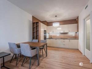 Pronájem bytu 3+kk, Praha - Strašnice, Počernická, 83 m2
