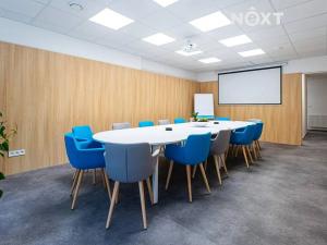 Pronájem obchodního prostoru, Pardubice, Na Spravedlnosti, 200 m2