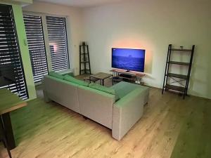 Pronájem bytu 3+kk, Liberec, Na Perštýně, 70 m2