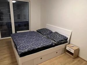 Pronájem bytu 3+kk, Liberec, Na Perštýně, 70 m2