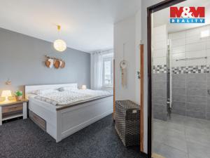 Prodej bytu 4+1, Sokolov, nábřeží Petra Bezruče, 93 m2