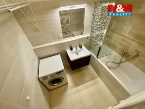 Pronájem bytu 2+kk, Praha - Háje, Loosova, 56 m2