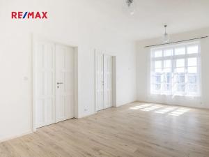 Prodej bytu 4+kk, Vráž, Nad Loděnicí, 104 m2