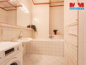 Prodej bytu 4+1, Praha - Holešovice, Veverkova, 124 m2