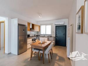 Prodej bytu 2+1, Agios Amvrosios Keryneias, Kypr, 78 m2