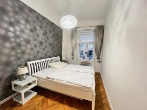 Pronájem bytu 2+kk, Praha - Žižkov, Blahníkova, 49 m2