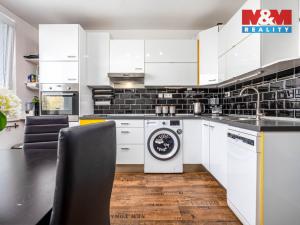 Prodej bytu 3+1, Praha - Černý Most, Kpt. Stránského, 73 m2