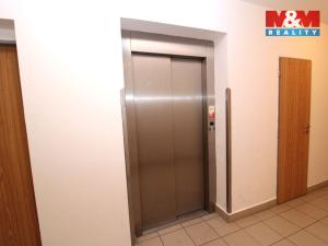 Pronájem bytu 1+kk, Klecany, V Honech, 29 m2