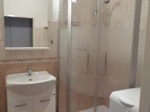 Pronájem bytu 2+kk, Praha, Plzeňská, 44 m2