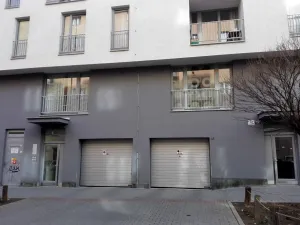 Pronájem garážového stání, Brno, Cihlářská, 18 m2