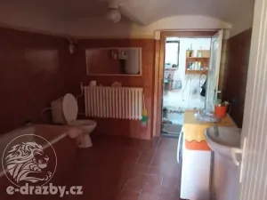 Dražba rodinného domu, Drozdov, 150 m2