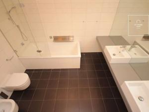 Pronájem bytu 4+kk, Praha - Nové Město, Senovážné náměstí, 130 m2