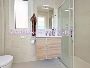 Prodej vily, Torrevieja, Španělsko, 100 m2