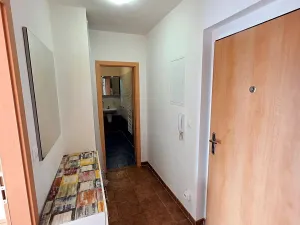 Pronájem bytu 2+kk, Praha - Letňany, Místecká, 60 m2