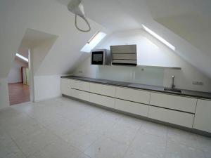 Prodej bytu 3+1, Dolní Břežany, Dělnická, 134 m2