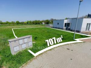 Prodej pozemku, Praha - Kbely, Ponikelská, 707 m2