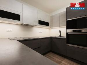 Prodej bytu 4+kk, Olomouc - Chválkovice, Selské nám., 103 m2