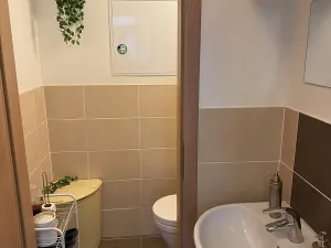 Pronájem obchodního prostoru, Praha - Libeň, Ocelářská, 29 m2