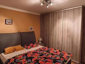 Prodej bytu 4+1, Stráž, 83 m2