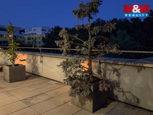 Prodej bytu 5+kk, Praha, Jeseniova, 189 m2