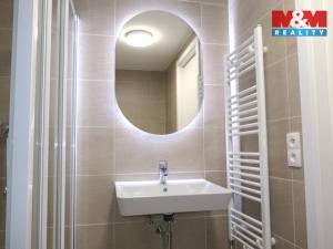 Pronájem bytu 2+kk, Praha - Horní Měcholupy, 52 m2