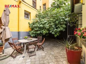 Prodej kanceláře, Praha - Karlín, Pernerova, 60 m2