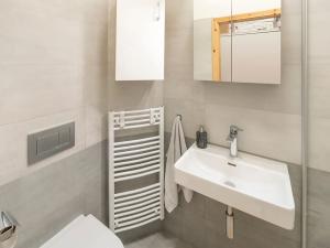 Prodej bytu 2+1, Praha, Křižíkova, 60 m2