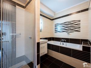 Pronájem bytu 3+kk, Pardubice - Polabiny, Labský Palouk, 78 m2