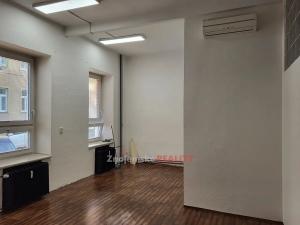 Pronájem kanceláře, Znojmo, Lidická, 27 m2