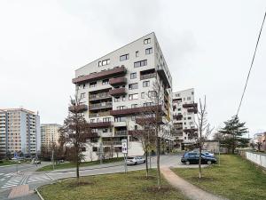 Pronájem bytu 1+kk, Praha - Záběhlice, Na Slatince, 30 m2