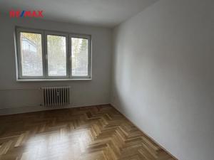 Prodej bytu 3+1, Pardubice, Sakařova, 62 m2