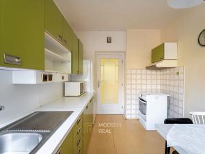 Prodej rodinného domu, Hustopeče, Komenského, 208 m2