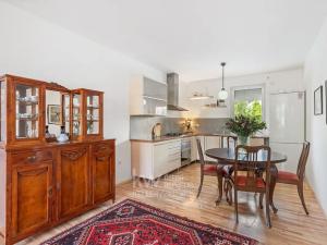 Prodej bytu 4+kk, Nehvizdy, Pražská, 107 m2