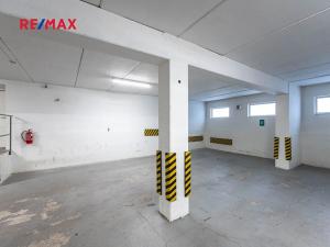 Pronájem bytu 2+kk, Praha - Kbely, Semilská, 69 m2