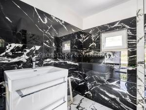 Prodej chalupy, Český Krumlov, 186 m2