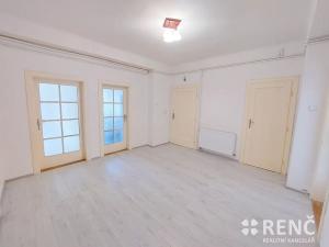 Pronájem bytu 3+1, Brno, Tyršova, 120 m2